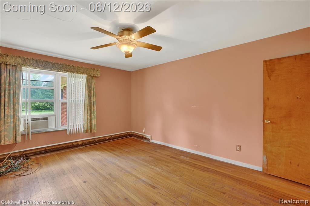 8245 Fenton Road, Grand Blanc, MI 48439 — Photo 21
