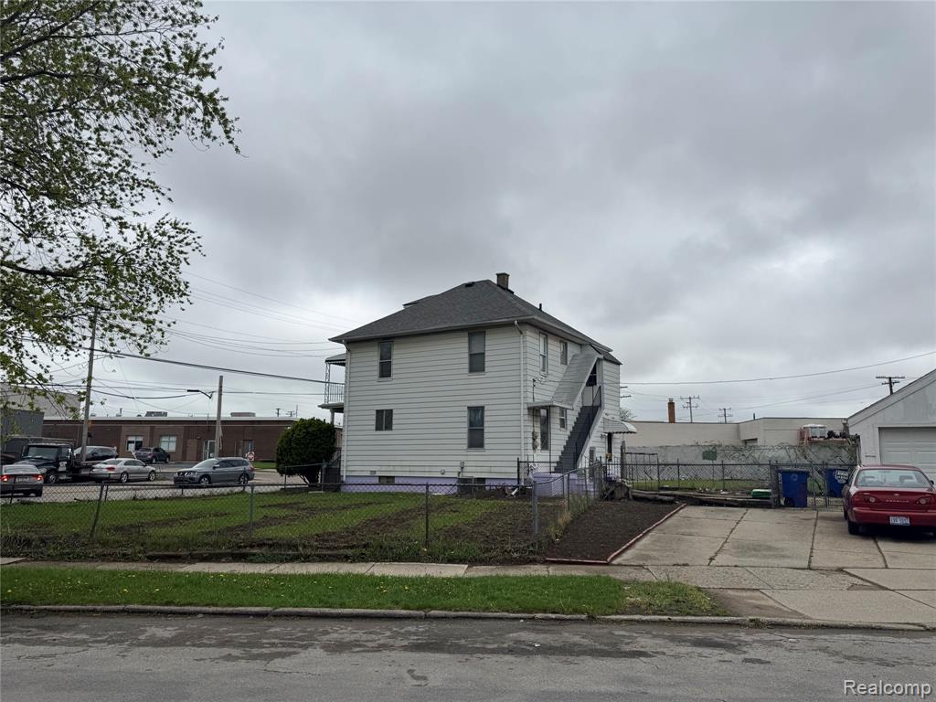 9633 Buffalo Street, Hamtramck, MI 48212 — Photo 11