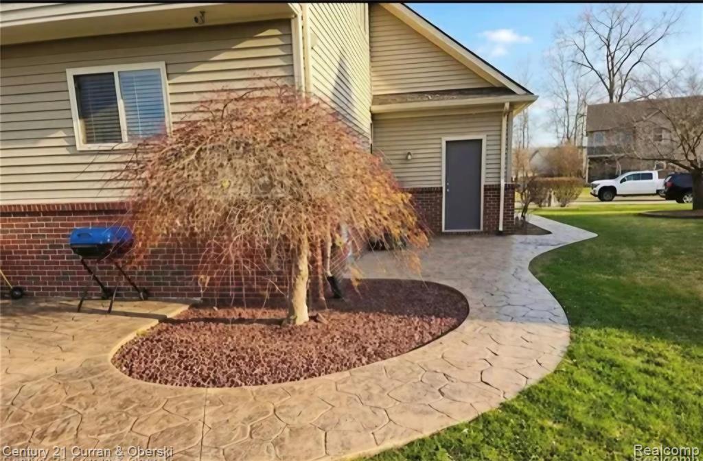 23756 Waterview Dr, New Boston, MI 48164 — Photo 24