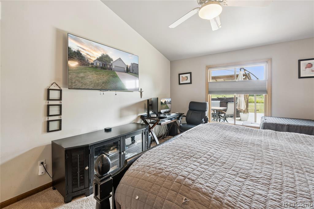 493 Cloverview Lane, Howell, MI 48843 — Photo 24