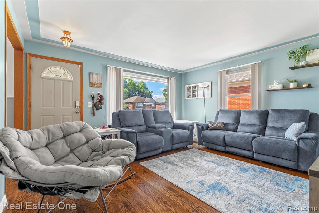 524 Pagel Avenue, Lincoln Park, MI 48146 — Photo 4