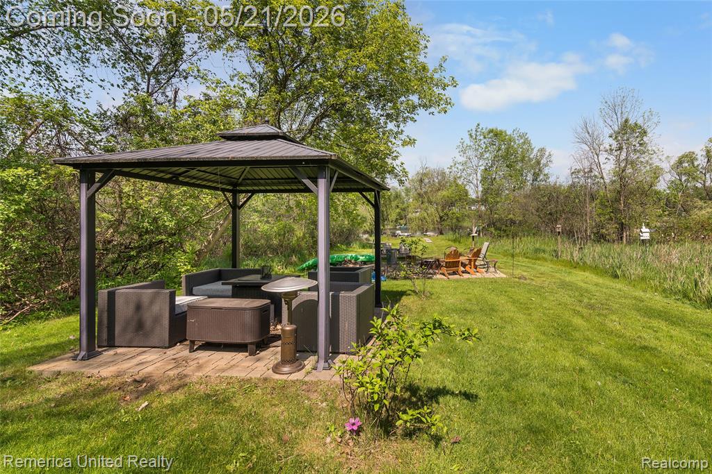 9270 River Valley Road, Brighton, MI 48116 — Photo 21