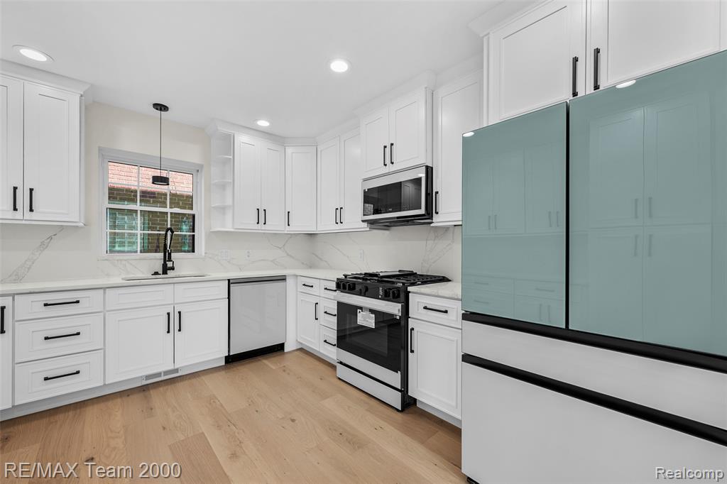 933 N Highland Street, Dearborn, MI 48128 — Photo 26