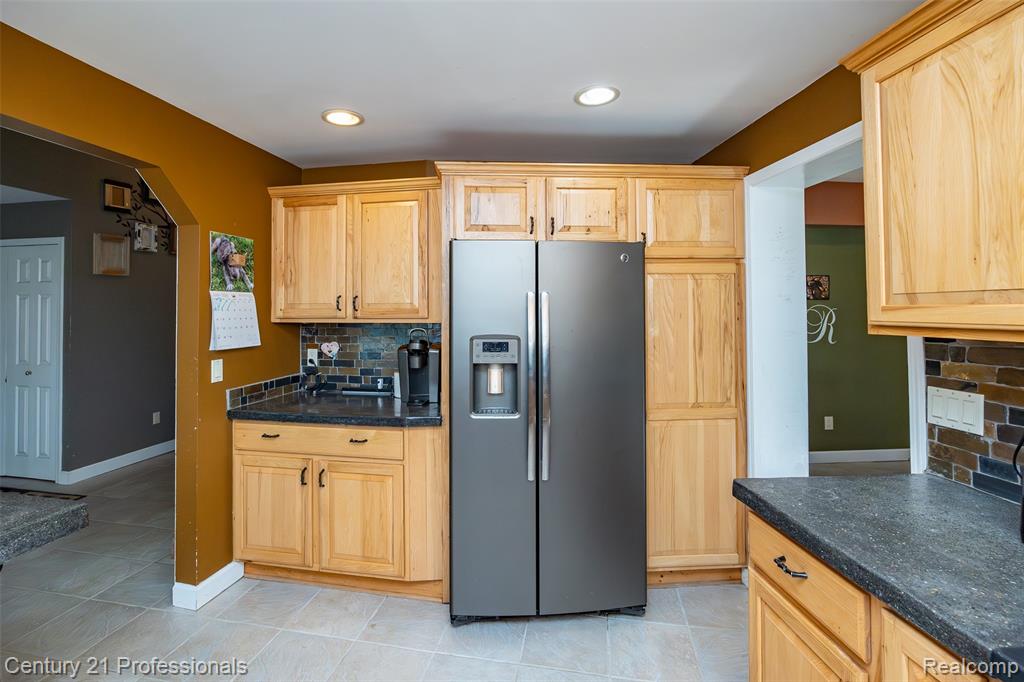 3251 Mann Road, Clarkston, MI — Photo 16