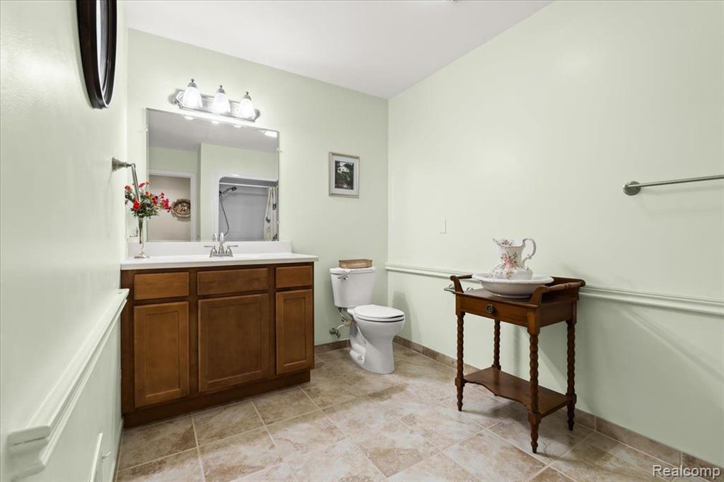 21290 JUNIPER Court, 76, Farmington Hills, MI 48336 — Photo 14