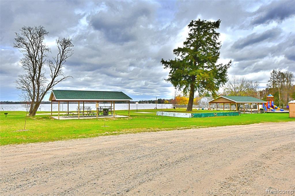8834 Iroquois Trail, St. Helen, MI 48656 — Photo 3