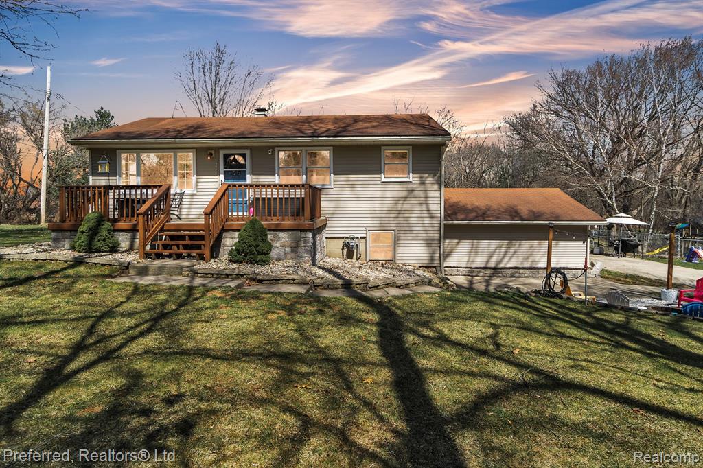 9514 CORNELL Avenue, Clarkston, MI 48348 — Photo 5