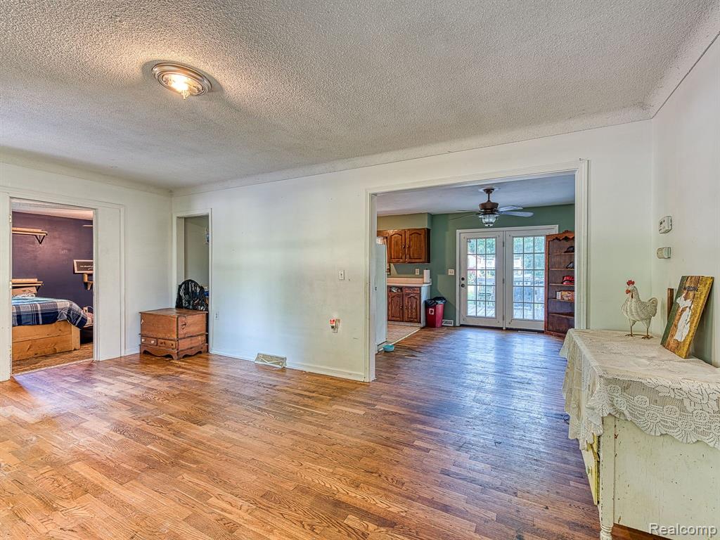 3844 DEERFIELD Road, Adrian, MI 49221 — Photo 8