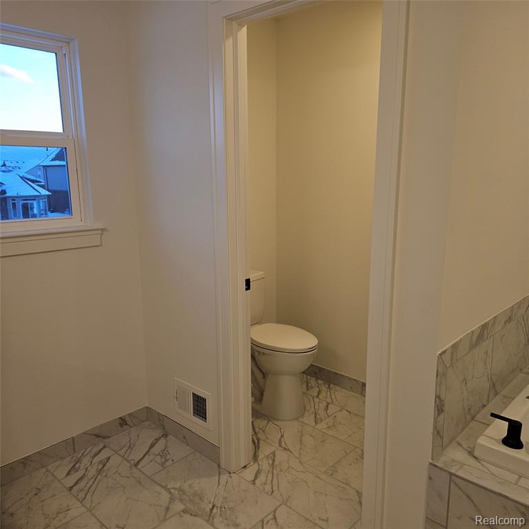 18582 Stallmann Drive, Macomb, MI 48042 — Photo 25