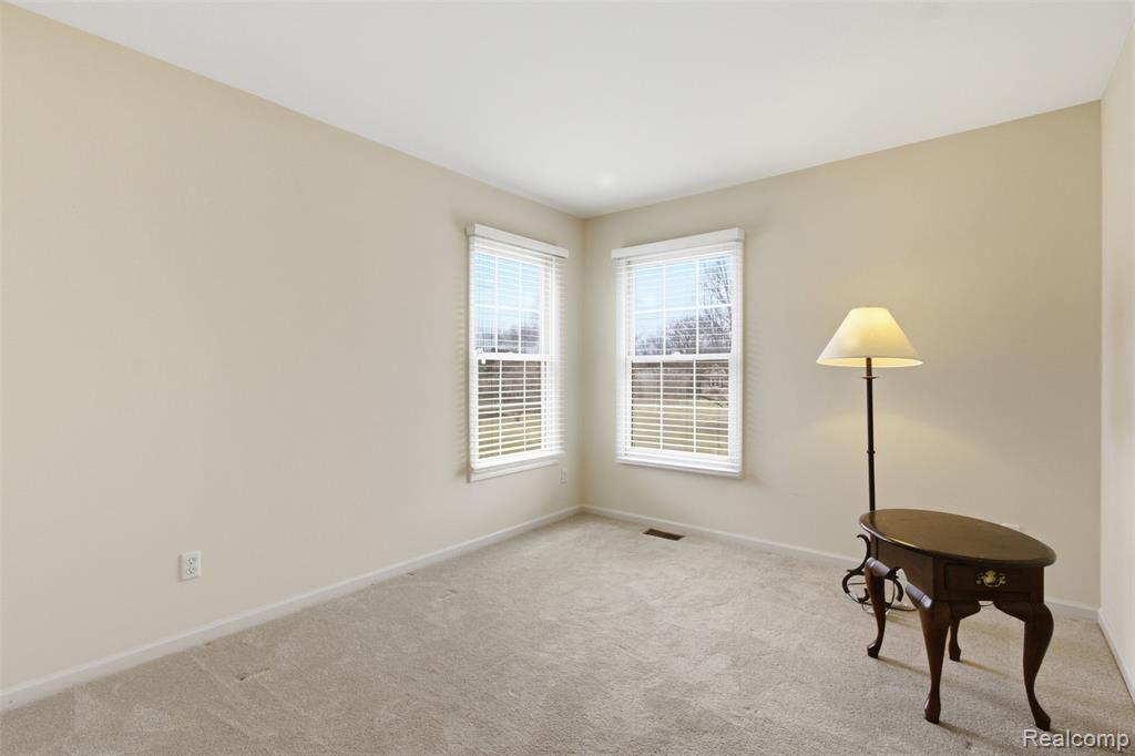 5139 Birkdale Drive, Commerce Twp, MI 48382 — Photo 35