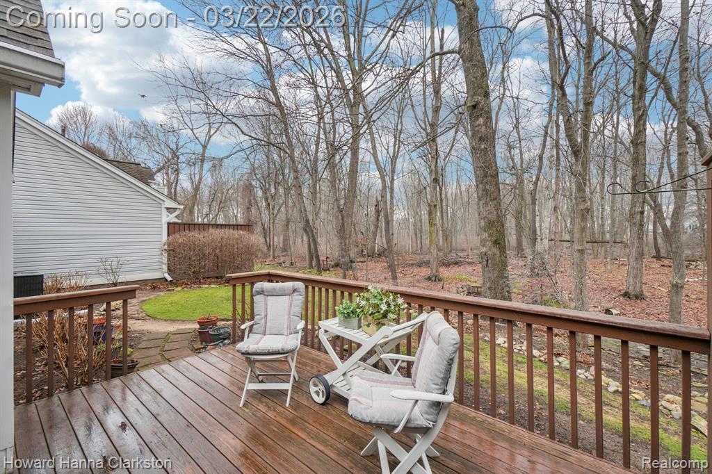 6819 Fox Lane, Waterford, MI 48327 — Photo 27