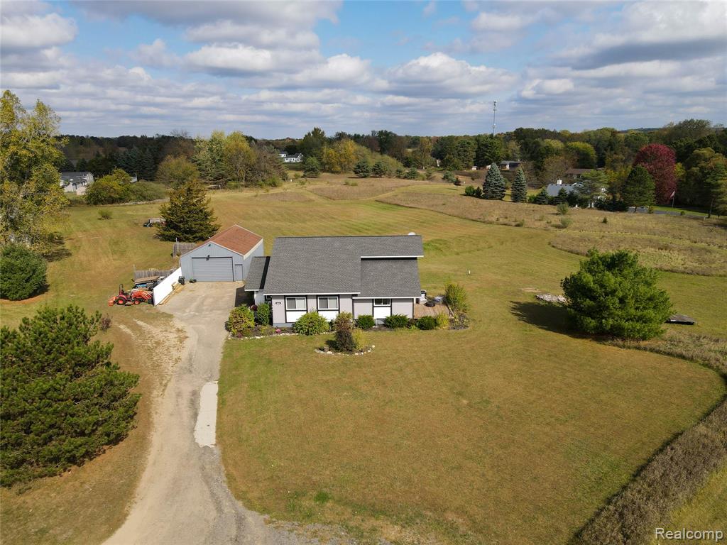 4380 Dale Drive, Highland, MI — Photo 29