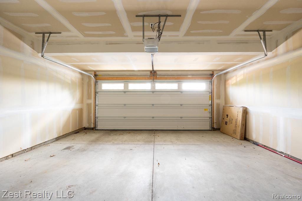 45814 Aragon Lane, Canton, MI 48187 — Photo 28