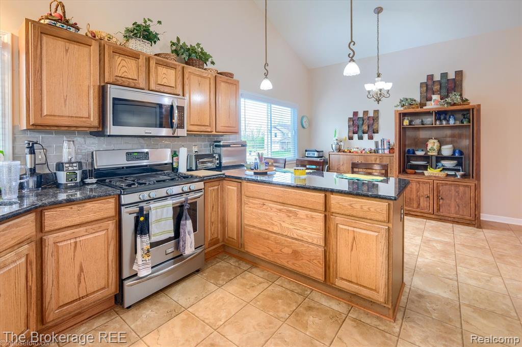 10047 Fox Run Drive, Davison, MI 48423 — Photo 26