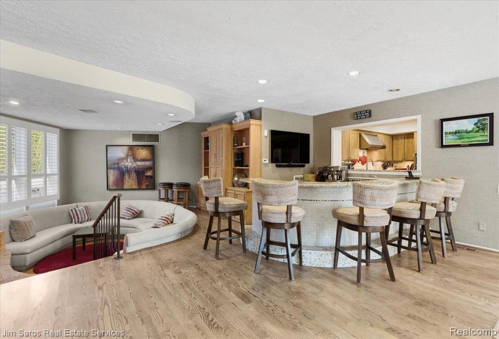 75 S Duval Road, Grosse Pointe Shores, MI 48236 — Photo 17