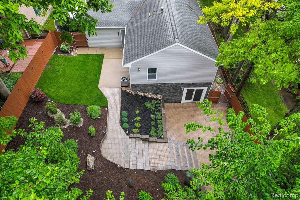 901 Ridge Road, Lake Orion, MI 48362 — Photo 23
