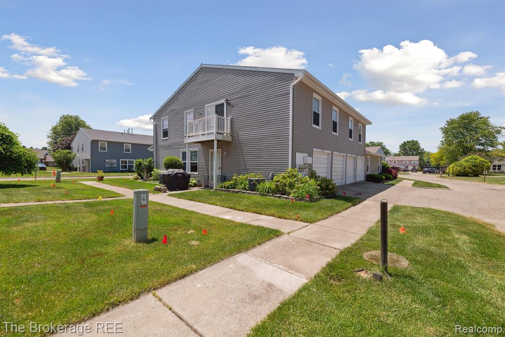 9451 Parkwood N, Davison, MI 48423 — Photo 6