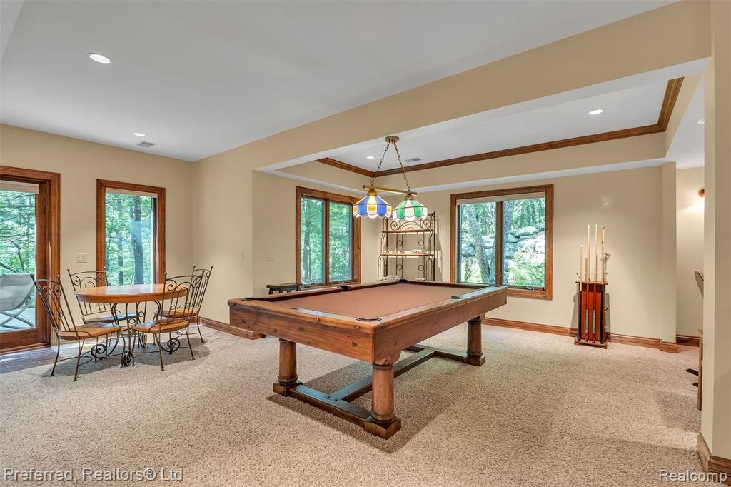 12196 Woodline Drive, Fenton, MI 48430 — Photo 66