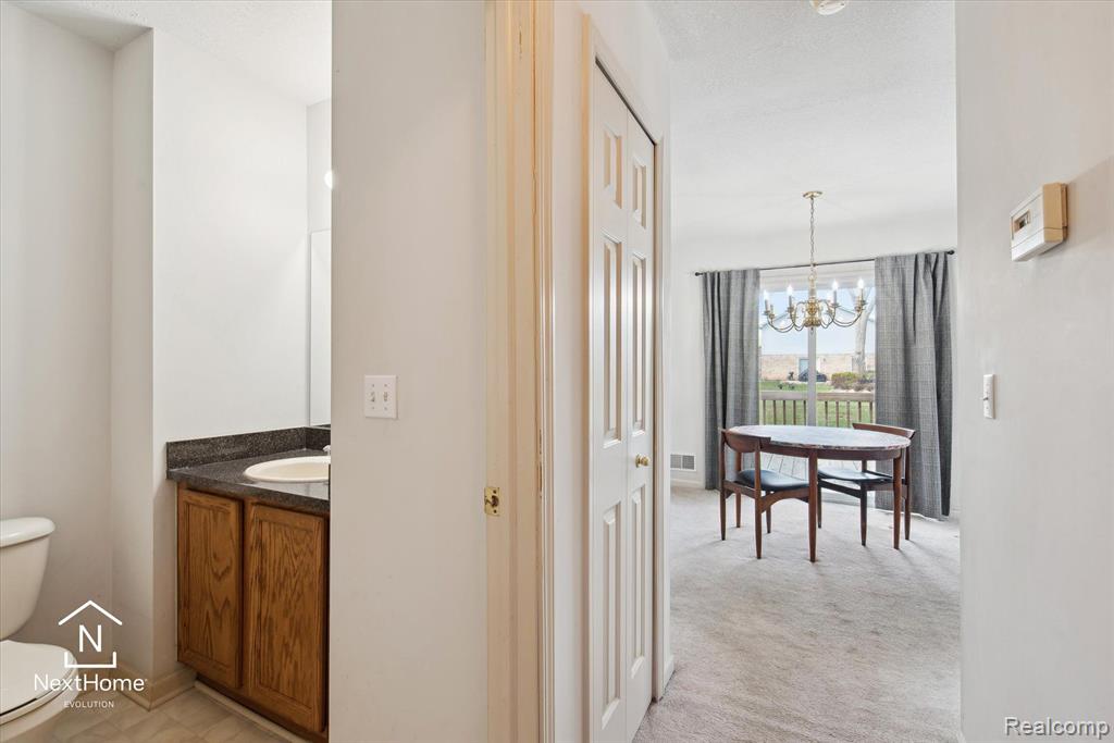 23490 READING, Trenton, MI 48183 — Photo 16