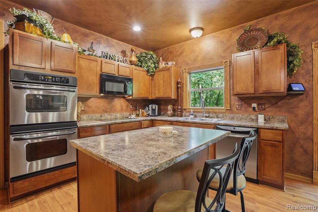 2790 Pine Bluffs Ct., Highland, MI — Photo 31