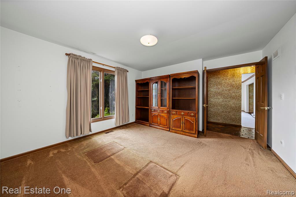 4279 Pine Lane, West Bloomfield, MI 48323 — Photo 14