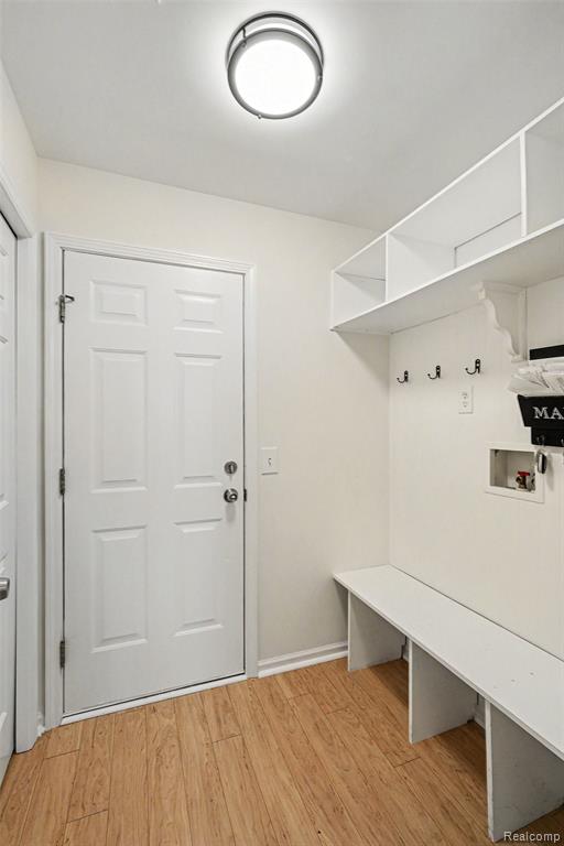 10068 Scenic Ridge Boulevard, Holly, MI 48442 — Photo 11