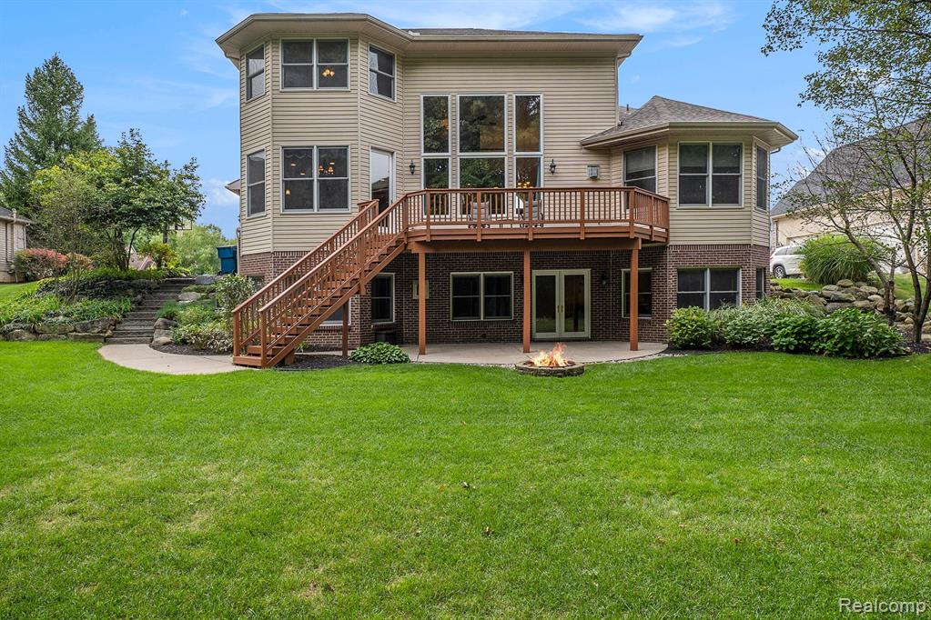 979 SUCHAVA Drive, White Lake, MI — Photo 41