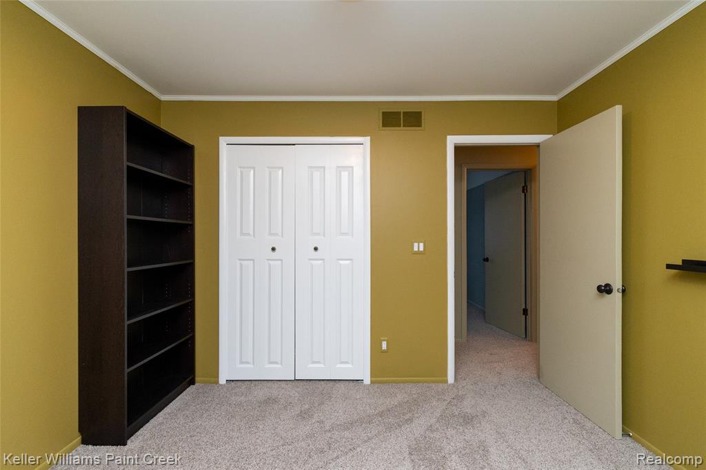 44205 Felstone Drive, Sterling Heights, MI 48313 — Photo 14