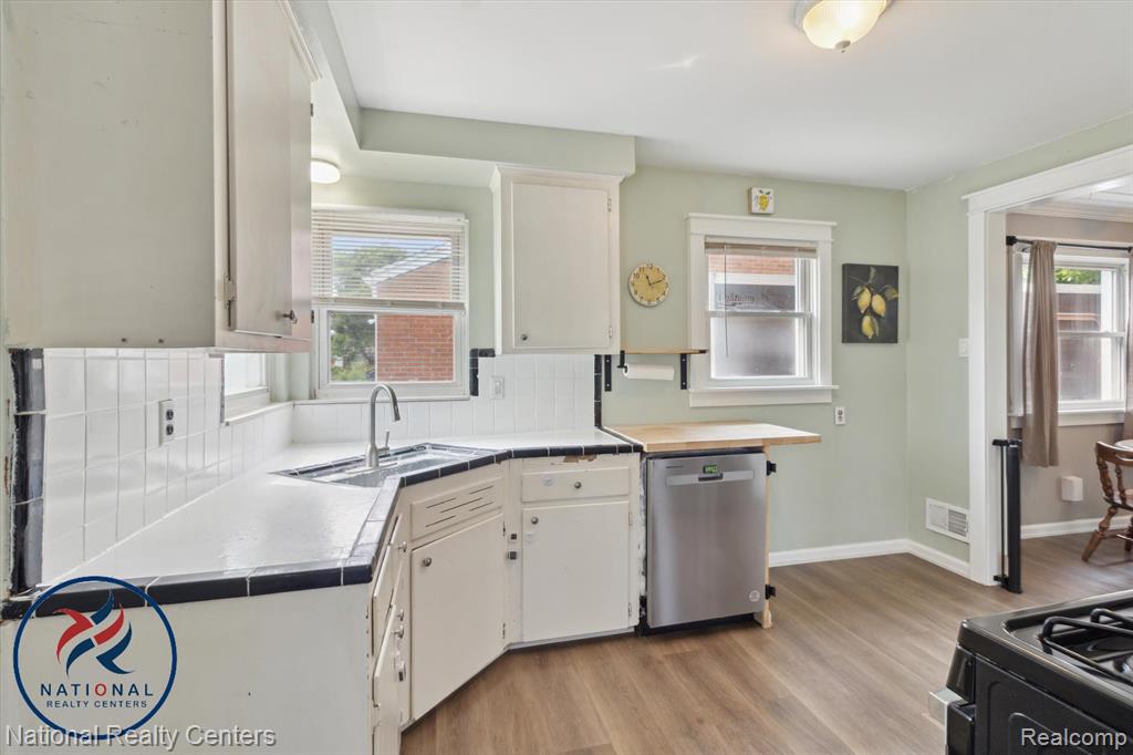 9036 Nathaline, Redford, MI 48239 — Photo 14