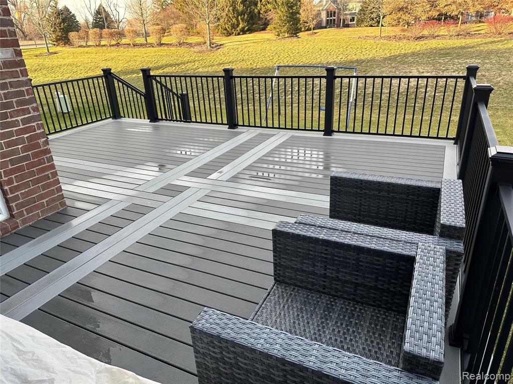 49772 Shoreline Drive, Canton, MI 48187 — Photo 33