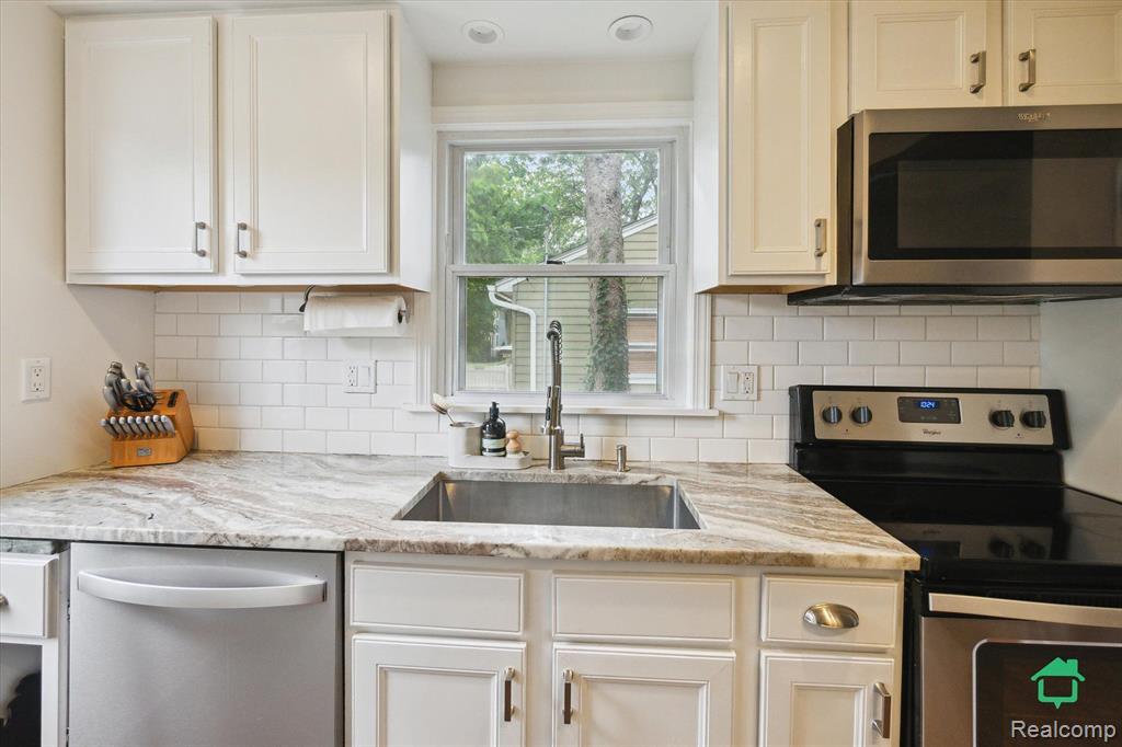 804 Arthur Street, Plymouth, MI 48170 — Photo 16