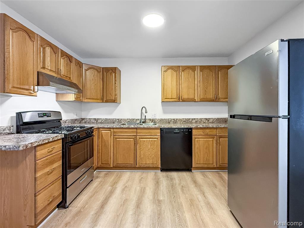 5611 Miriam Drive, Saginaw, MI 48601 — Photo 7