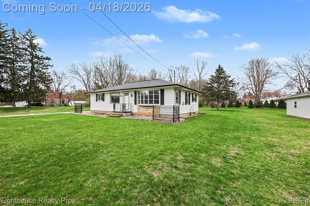 6405 King Road, Spring Arbor, MI 49283 — Photo 2