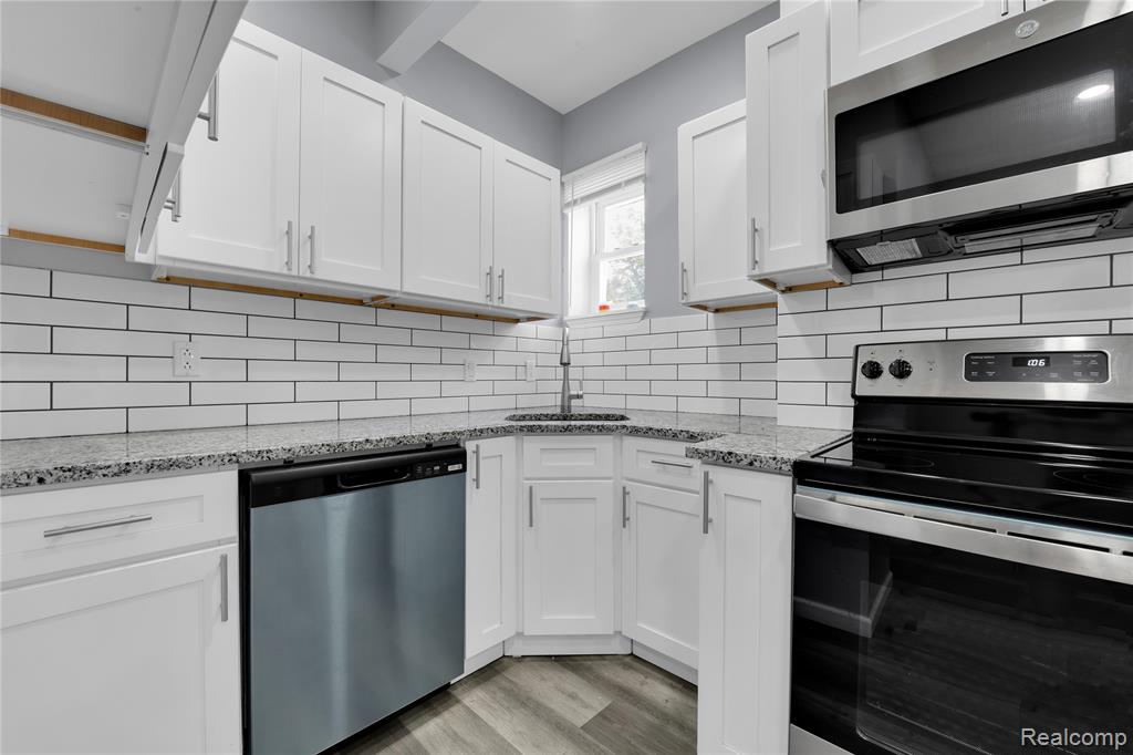 2653 LOTHROP Street, Detroit, MI 48206 — Photo 8
