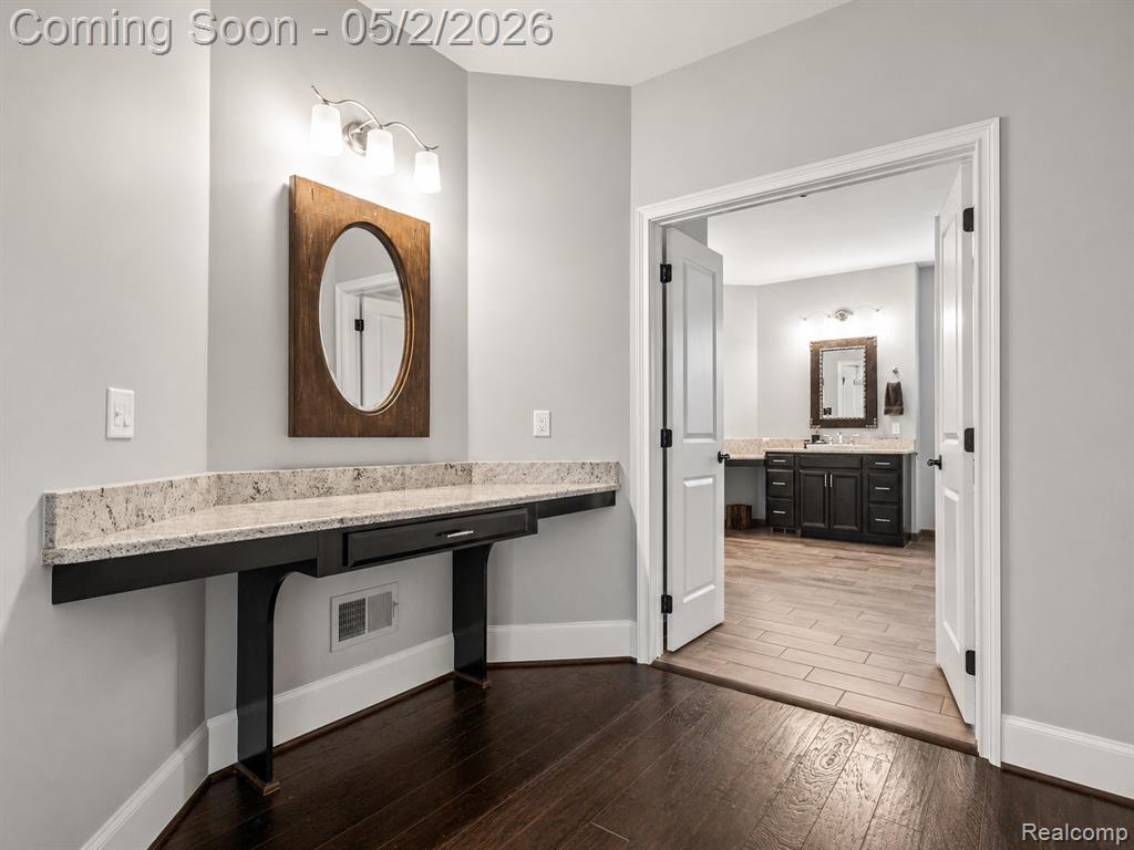 2482 Highland Drive, Ann Arbor, MI 48105 — Photo 40