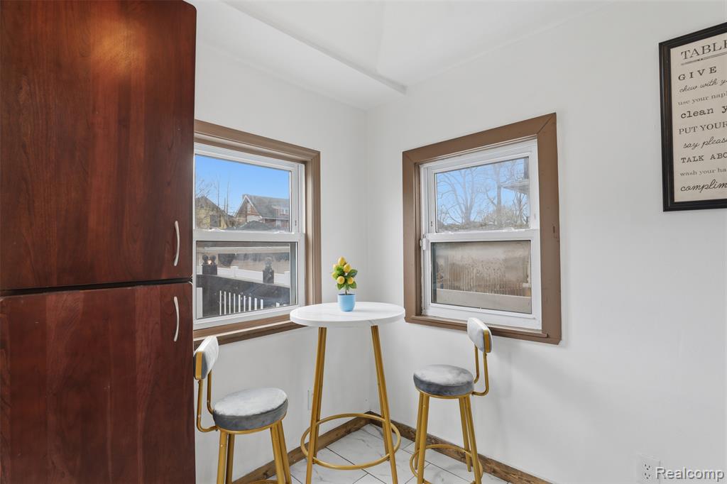 839 Webb Street, Detroit, MI 48202 — Photo 19
