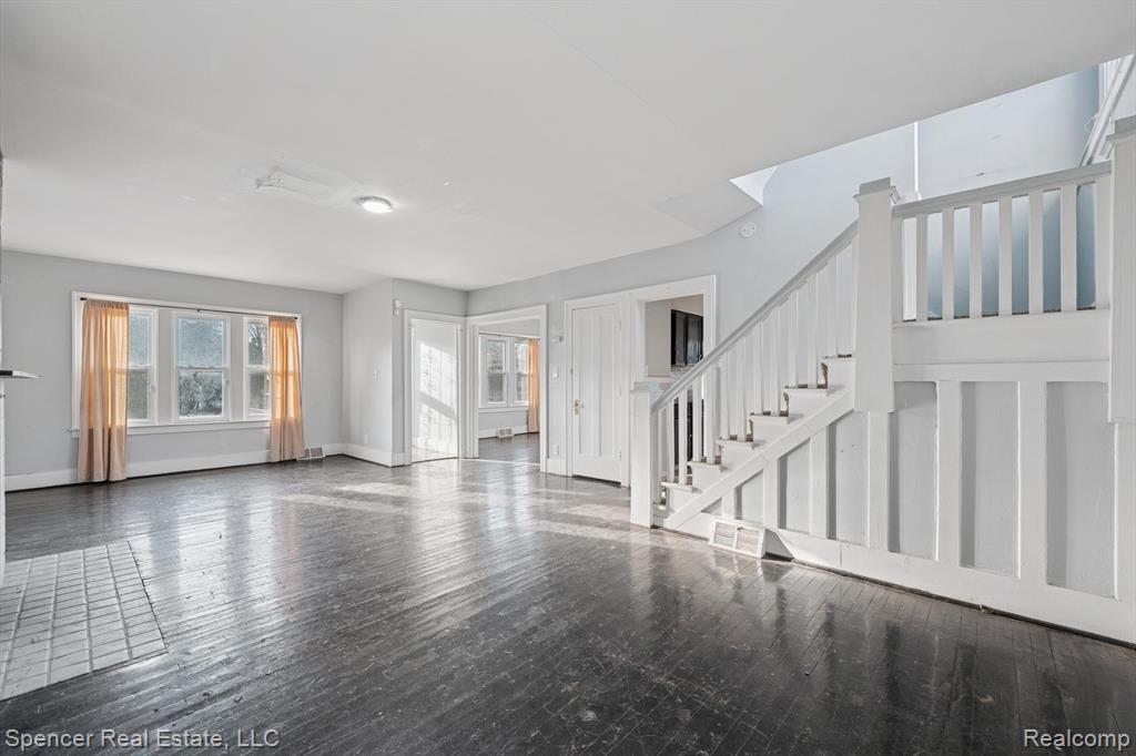 2064 Glynn Court, Detroit, MI 48206 — Photo 9
