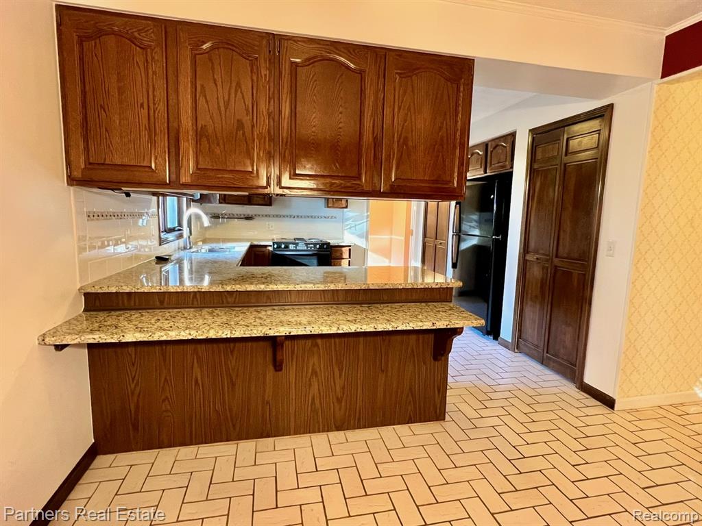 5618 Mountain Road, Brighton, MI 48116 — Photo 13
