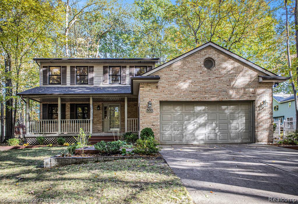 503 E Geneva Drive, Dewitt, MI 48820 — front exterior