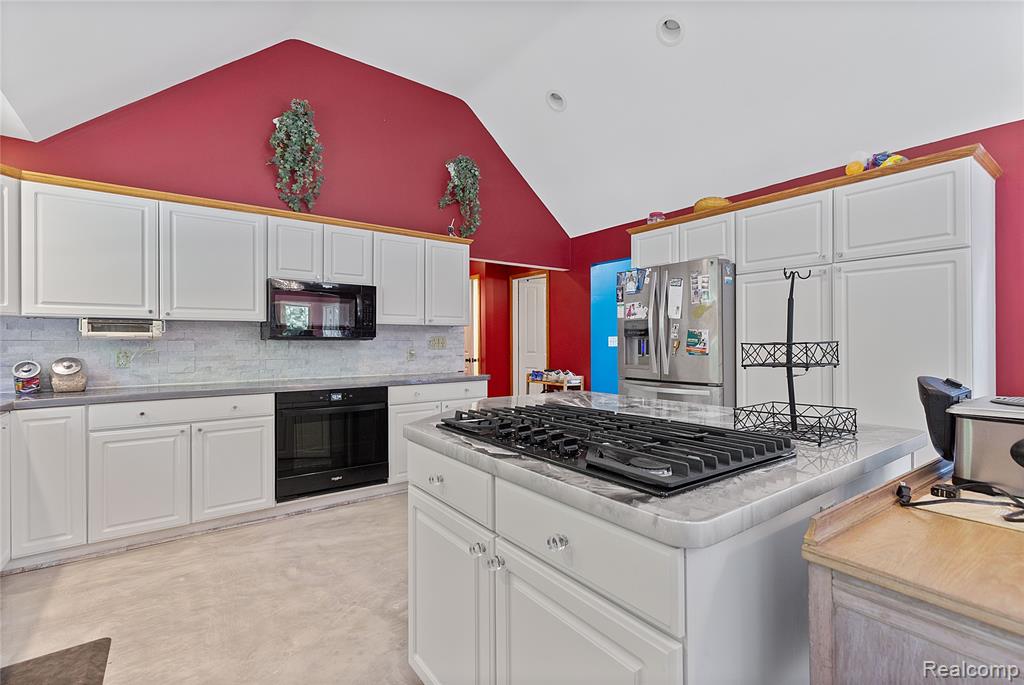 680 S Bartlett Road, St. Clair, MI 48079 — Photo 9