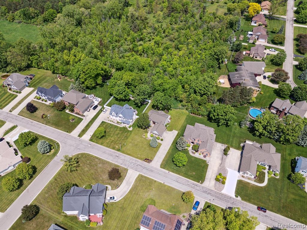 672 Morningside Drive, Grand Blanc, MI 48439 — Photo 55