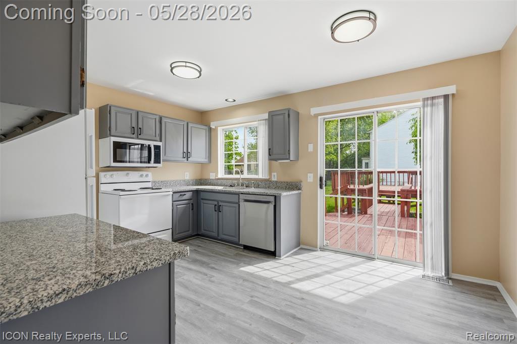 1028 Knightsbridge Road, Canton, MI 48187 — Photo 6