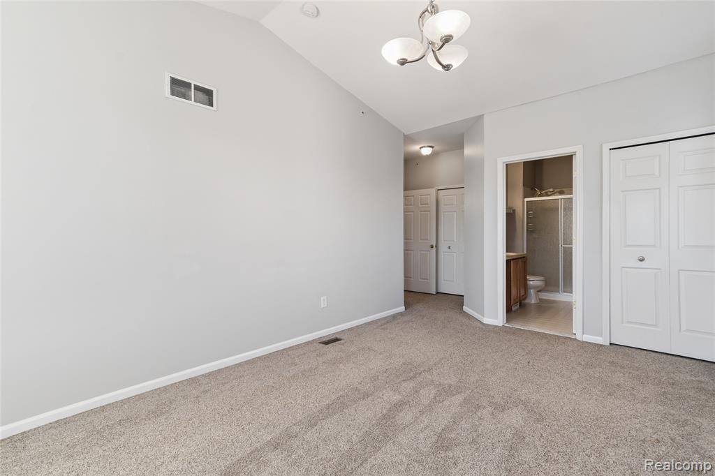 571 Summerfield Drive, Westland, MI — Photo 12