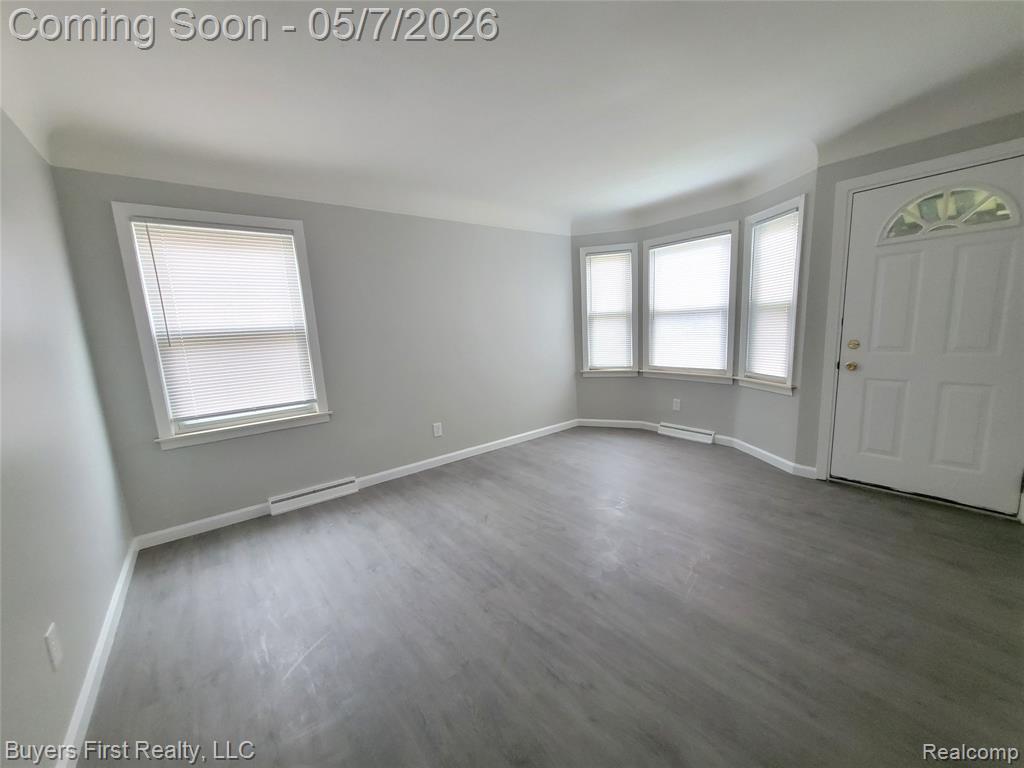 22084 Normandy Avenue, Eastpointe, MI 48021 — Photo 4