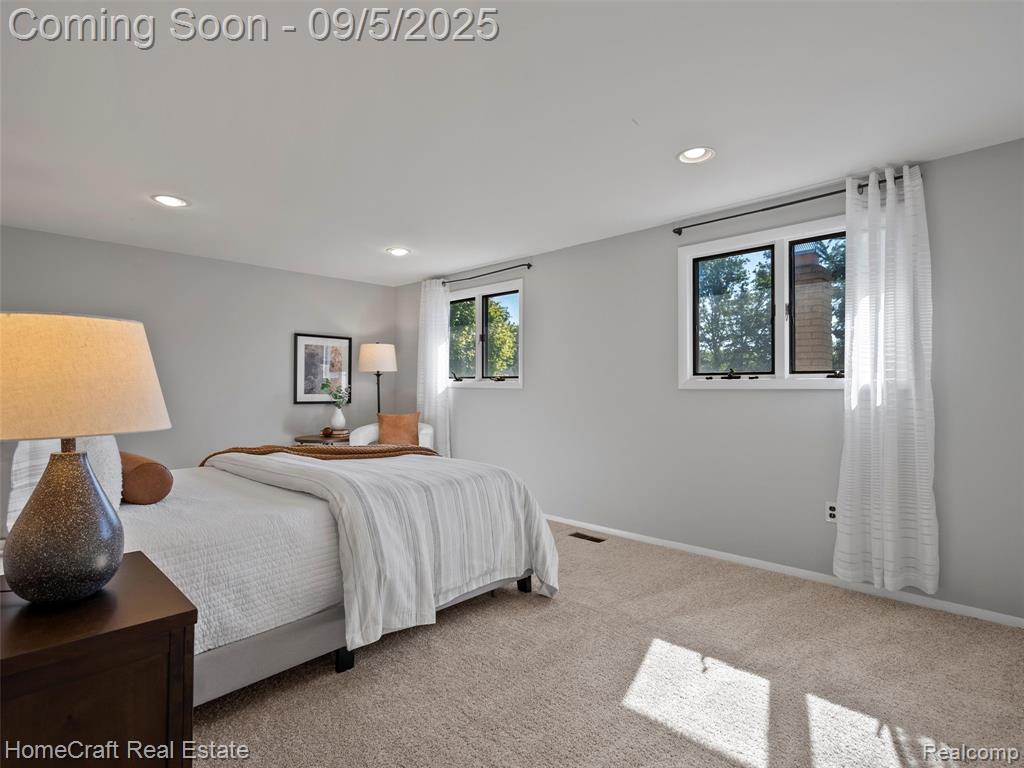 44661 JEFFREY Circle, Canton, MI 48187 — Photo 21