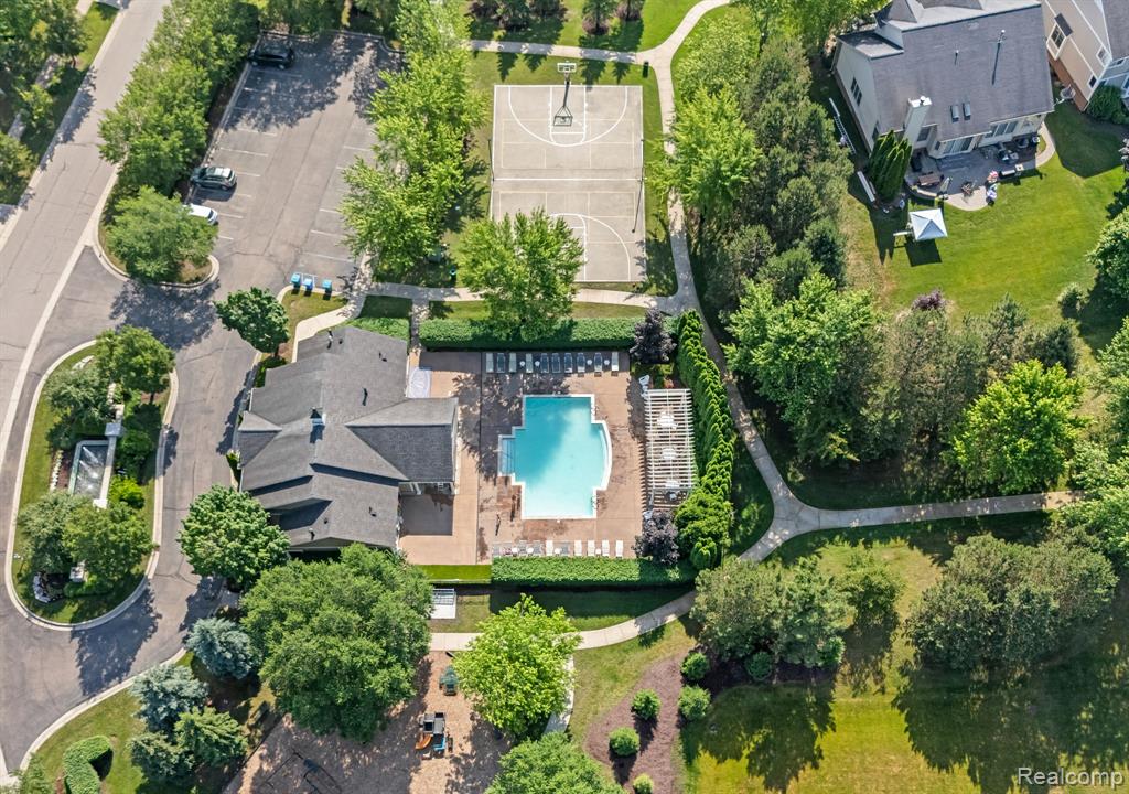 6060 Balmoral Way, Commerce Twp, MI 48382 — Photo 58