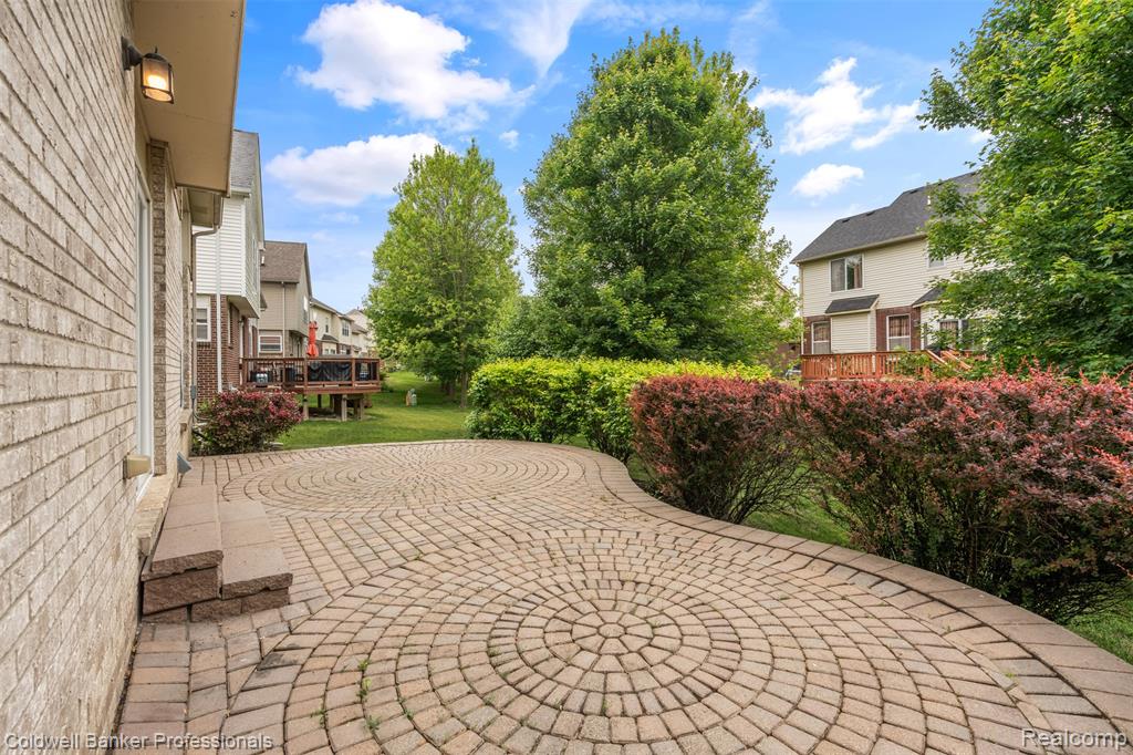 16413 MULBERRY Way, Northville, MI 48168 — Photo 45