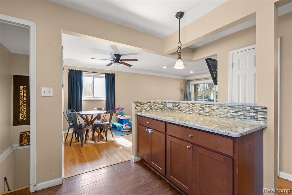 6452 Arcola Street, Garden City, MI — Photo 9