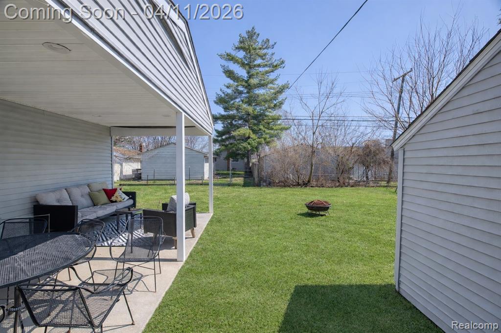 8416 Hugh Street, Westland, MI — Photo 2