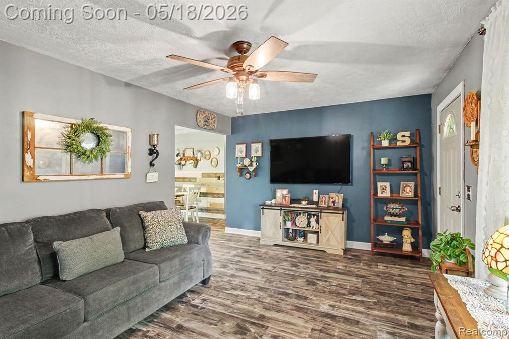4623 Lovejoy Road, Byron, MI 48418 — Photo 5